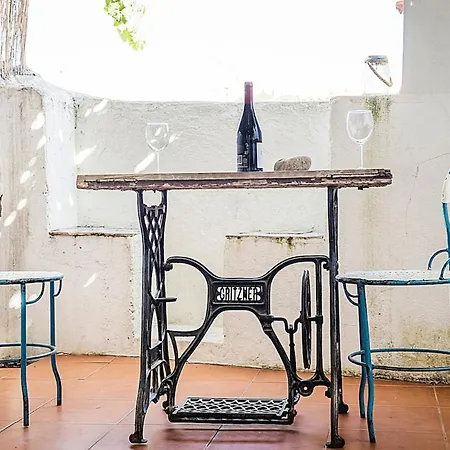 Vine Terrace Apartment *